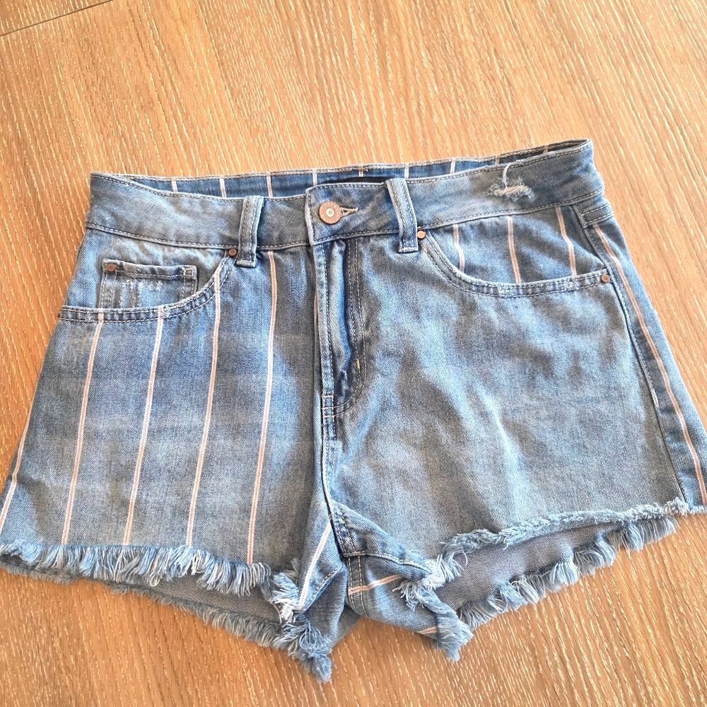 Sincerely Jules Jean Shorts Cutoffs Stripes Frayed Edge Size 9/29